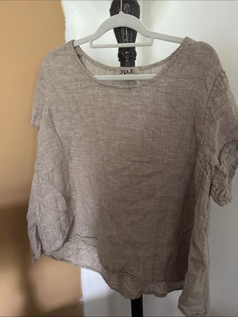 Flax Short Sleeve Linen Tee in Taupe